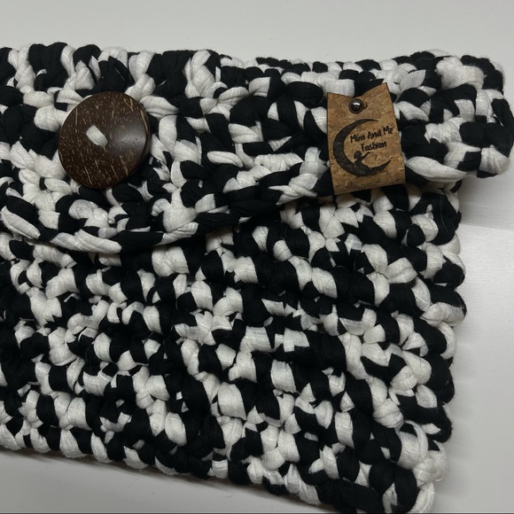 Handmade Envelope Bag Pouch t-shirt yarn Black Med - Picture 10 of 11